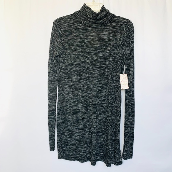 Free People Black Stone Cold Turtle Neck Top - NEW - Picture 2 of 8